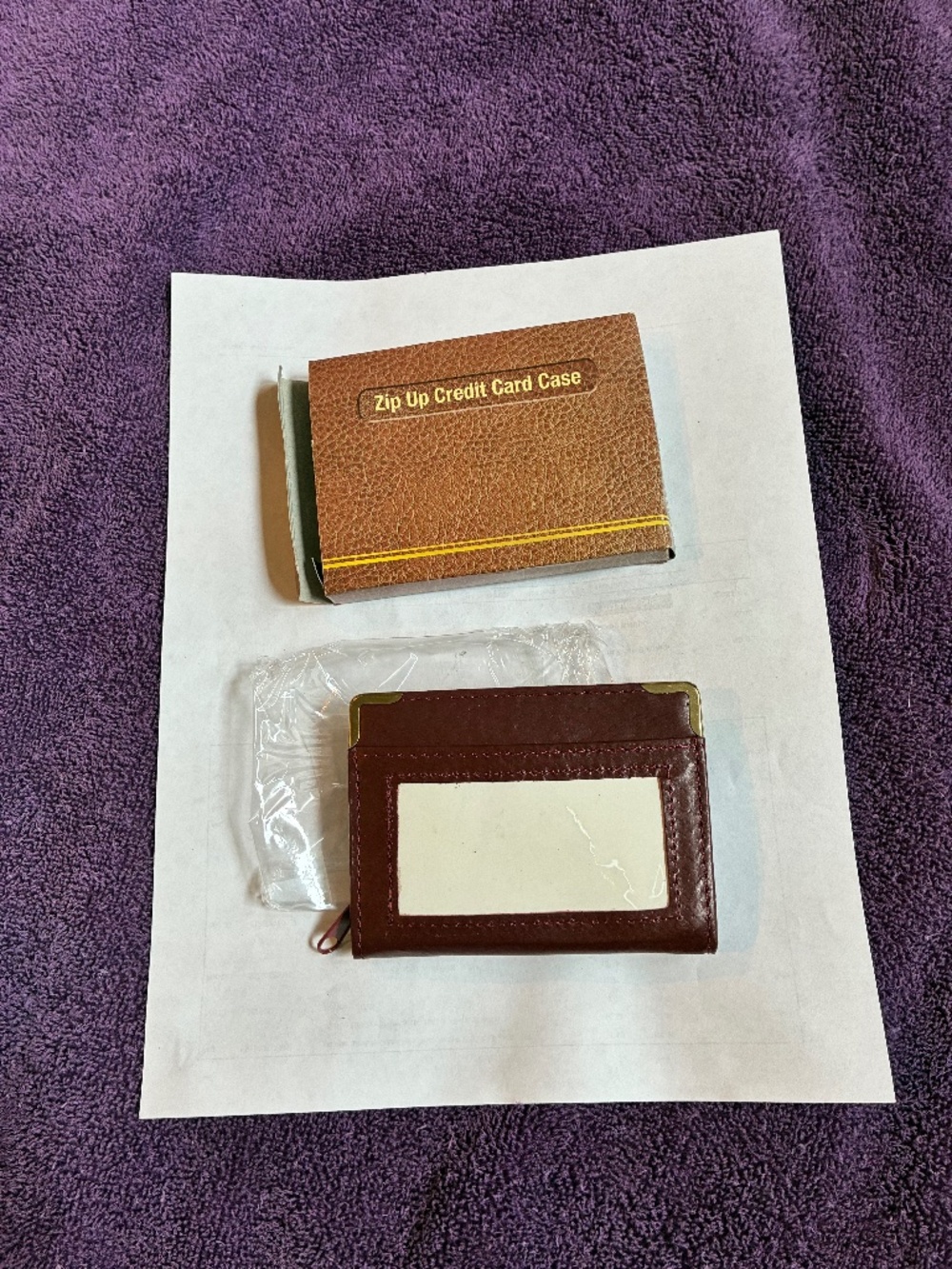 New in Box Burgundy Leather Zip Around Creit Card Case
